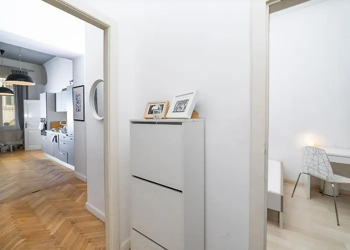 Cityscape Budget Mosonyi Apartament