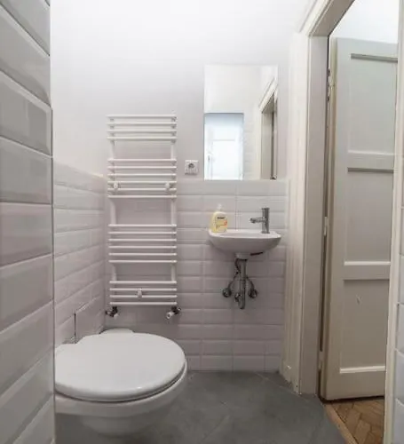Cityscape Budget Mosonyi Appartement *